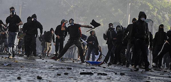 [Obrazek: wlochy-zamieszki-01.jpg]